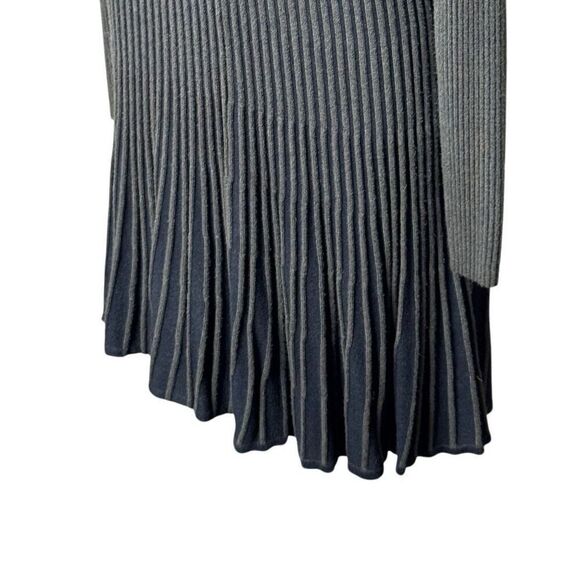 Express olive and black striped knit long sleeve sweater dress size M - Picture 3 of 13
